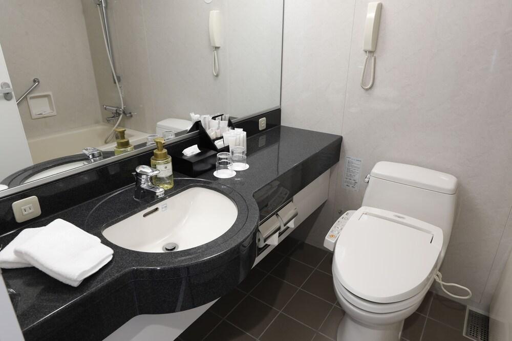 Hotel Ana Crowne Plaza Yonago By Ihg Exterior foto